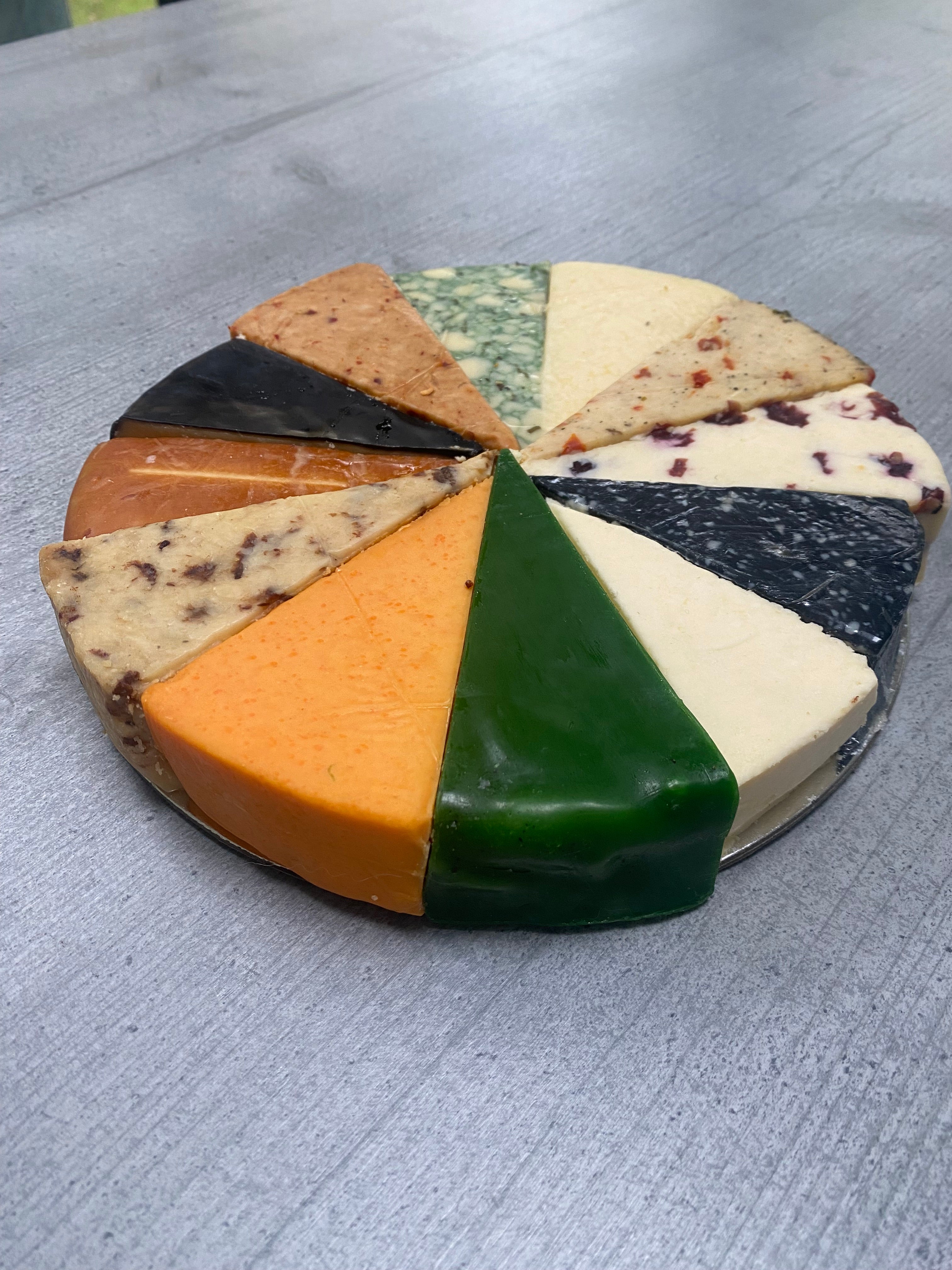 🎄Pre Order Christmas Cheese Wheel🎄