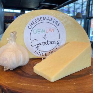 Dewlay Creamy Garlic Lancashire
